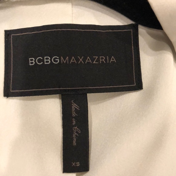 Cream blazer - Picture 3 of 3